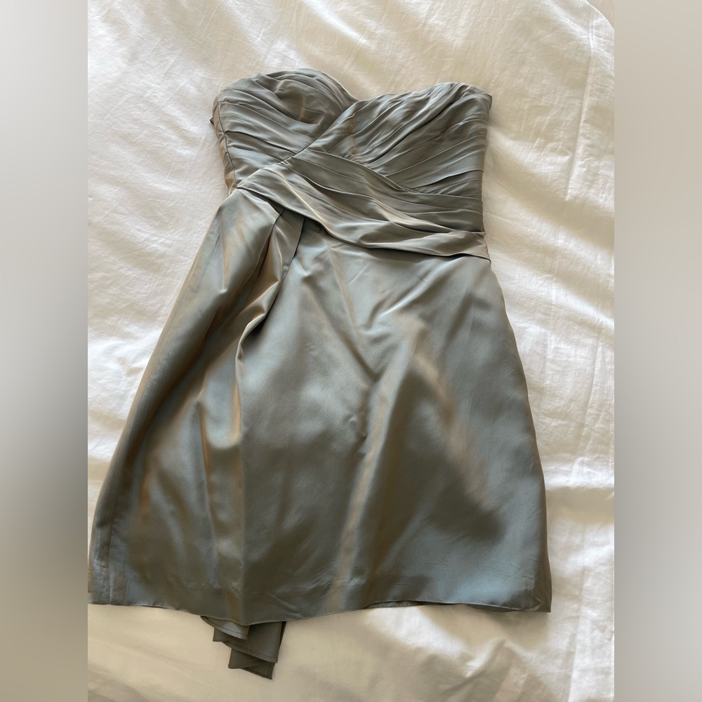 Strapless mini-Vera Wang dress